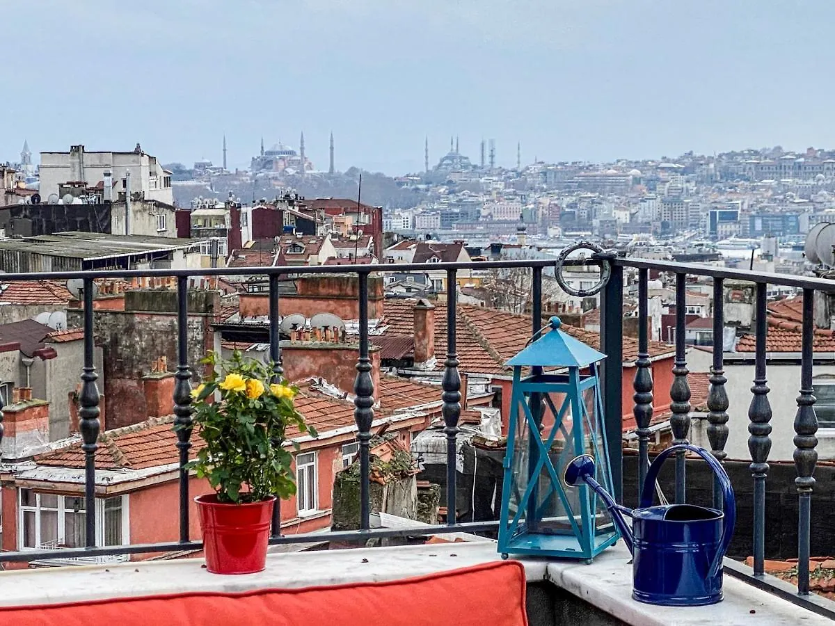 The Istanbuller Apartment