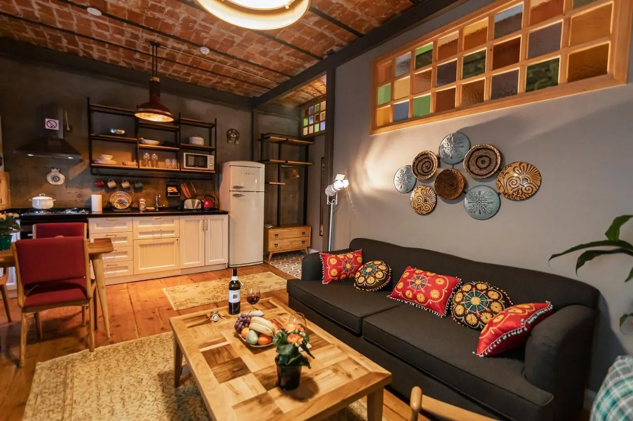 The Istanbuller Apartment