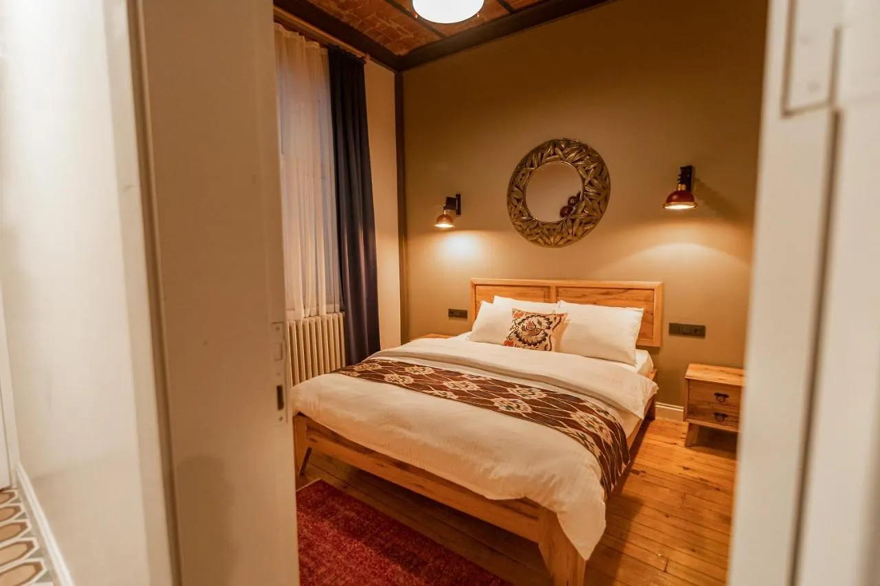 The Istanbuller Apartment