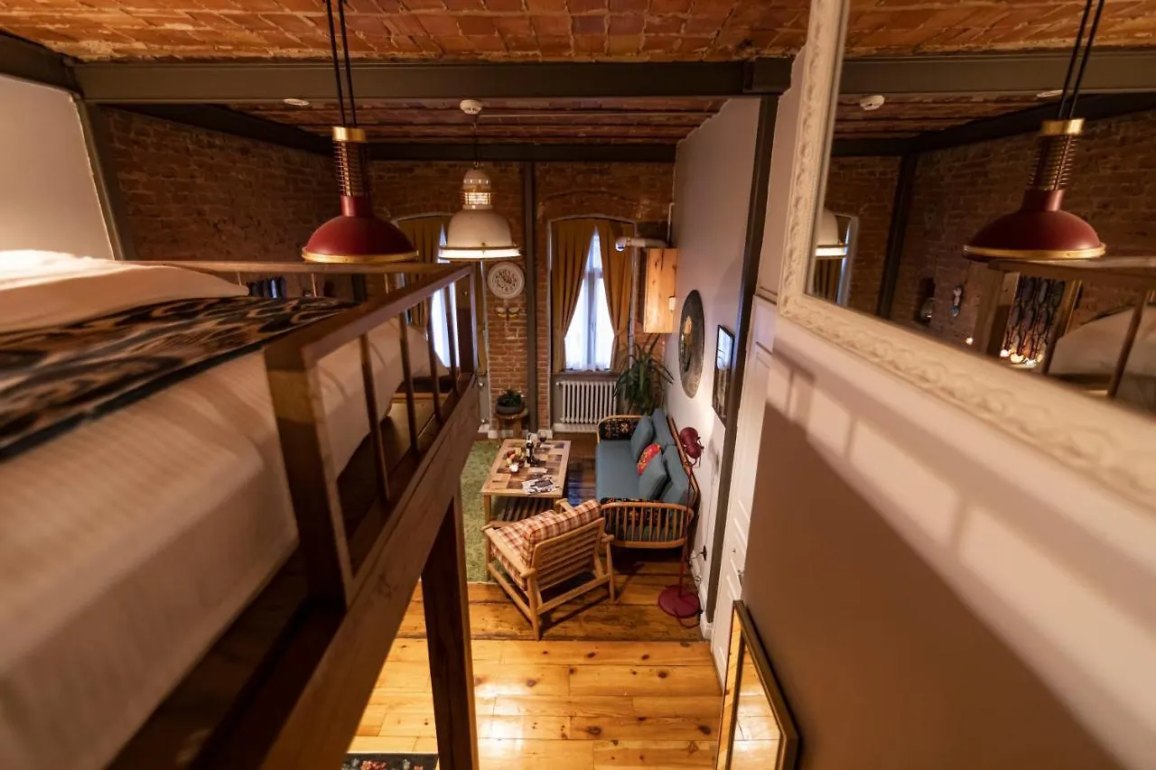 The Istanbuller Apartment