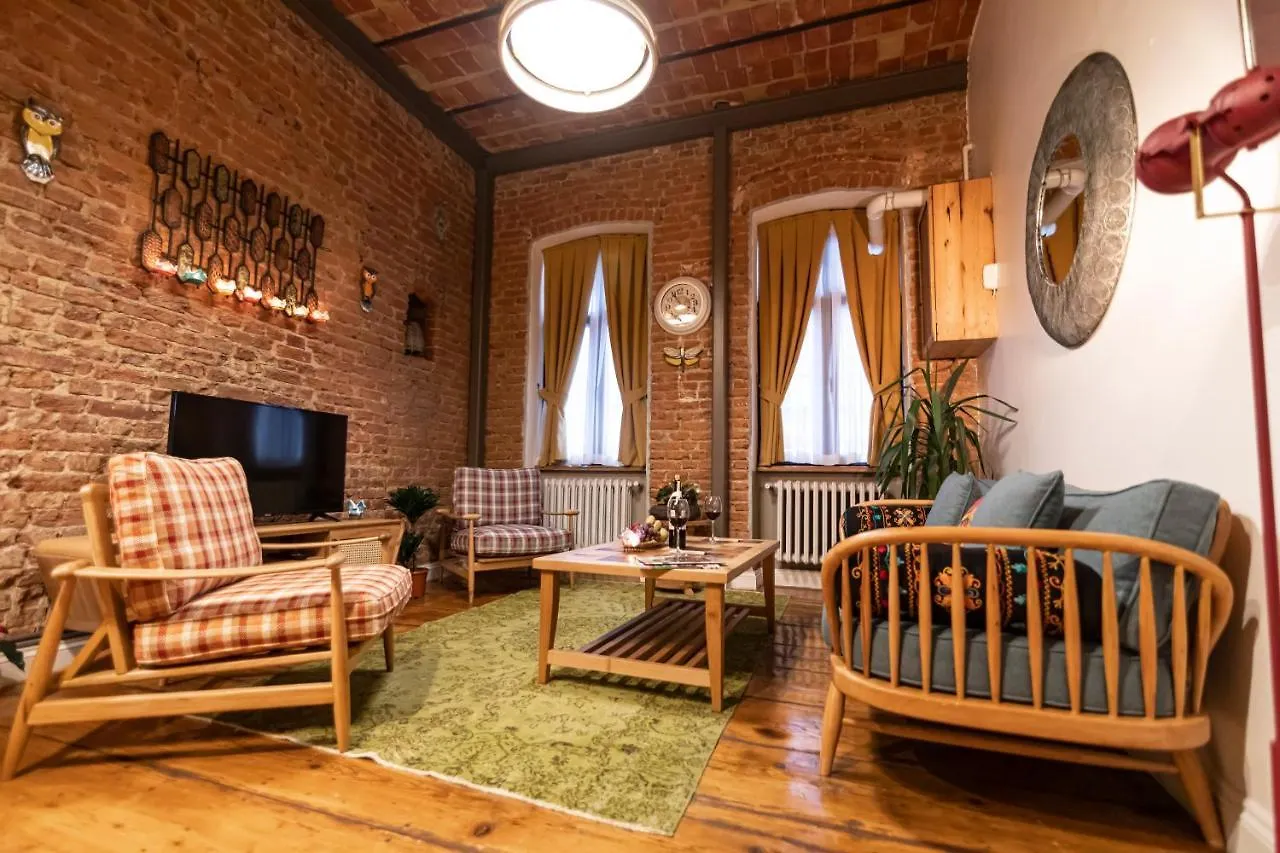 The Istanbuller Apartment